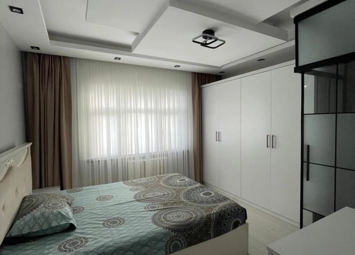 Apartamento Sabiha Goekcen Airport & Metro Estambul