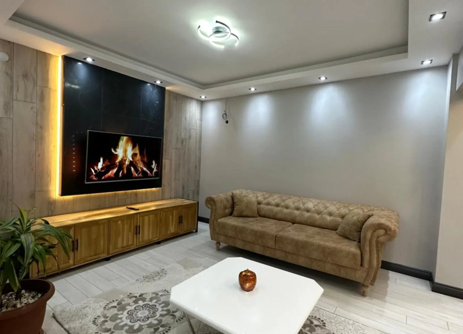 Apartamento Sabiha Goekcen Airport & Metro Estambul